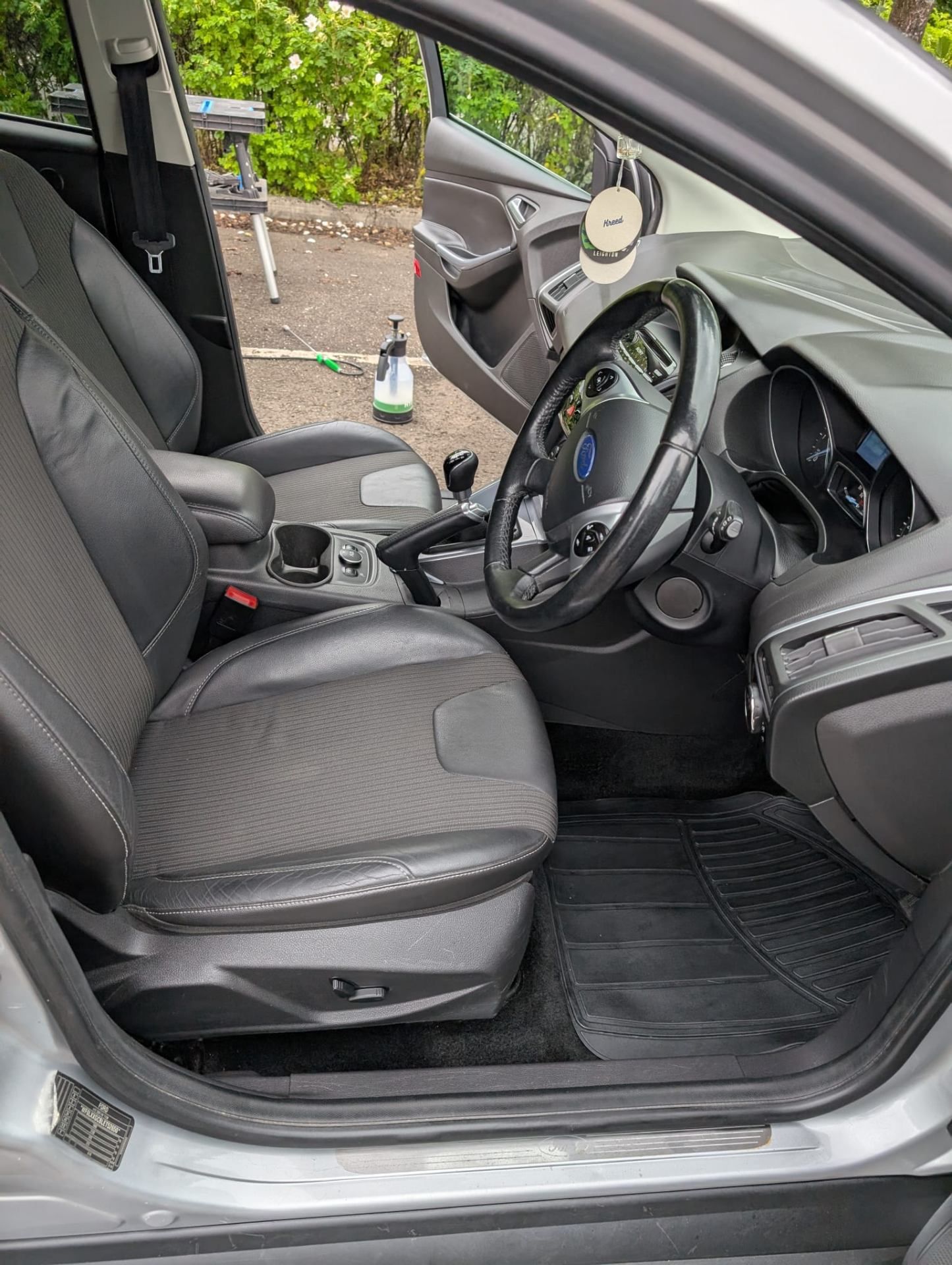 Ford Focus interior after full interior detail