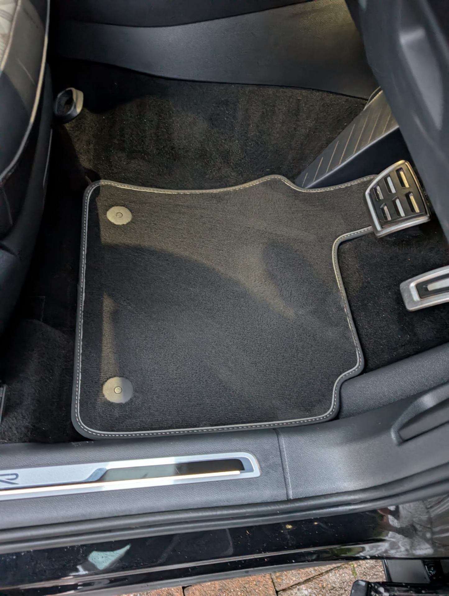 VW footwell and floor mats after deep clean